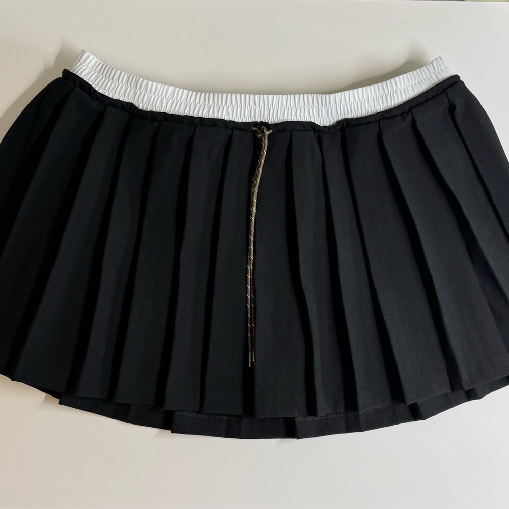 Oak + Fort skirt. Large. Black. NWT. - Picture 4 of 8